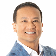 headshot of Heddy Med trainee, Dr. Vu Ho, facial plastic surgeon in light blue suit jacket